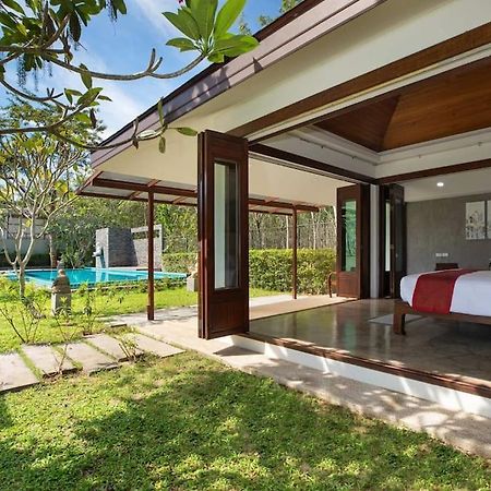 Traditional Elegance, Baan Suan Villa Ban Bang La Exterior photo