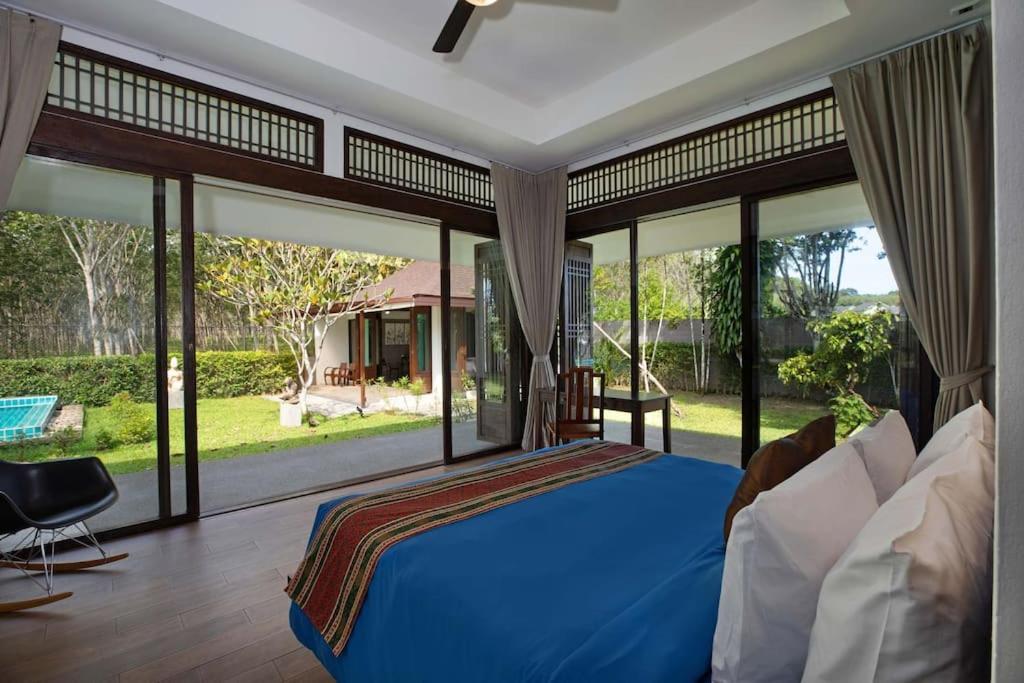 Traditional Elegance, Baan Suan Villa Ban Bang La Exterior photo